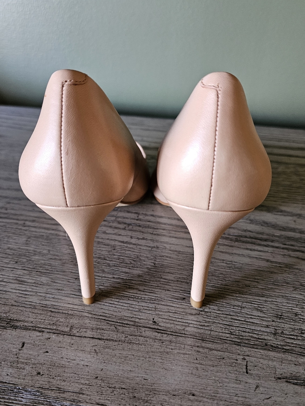 206 Collective Women's Pointed Toe Pump in Nude - Picture 4 of 7